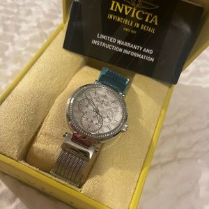 New invicta
